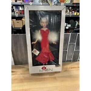 Vintage Marilyn Monroe 18 Inch World Doll Inc Original 1983